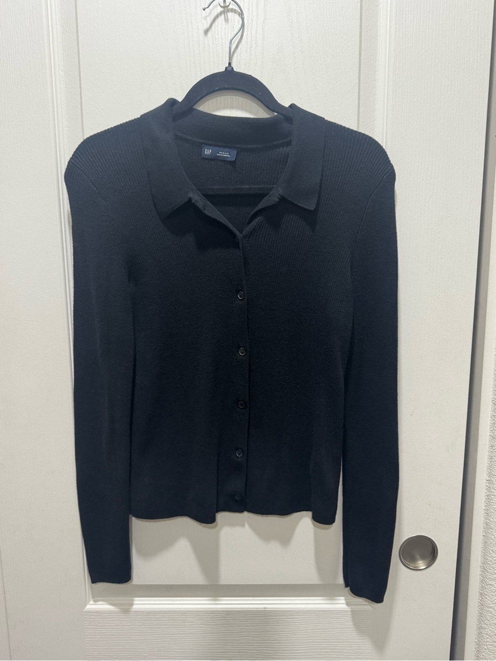 GAP Women’s Black Ribbed Button Front Collared Cardigan Size M